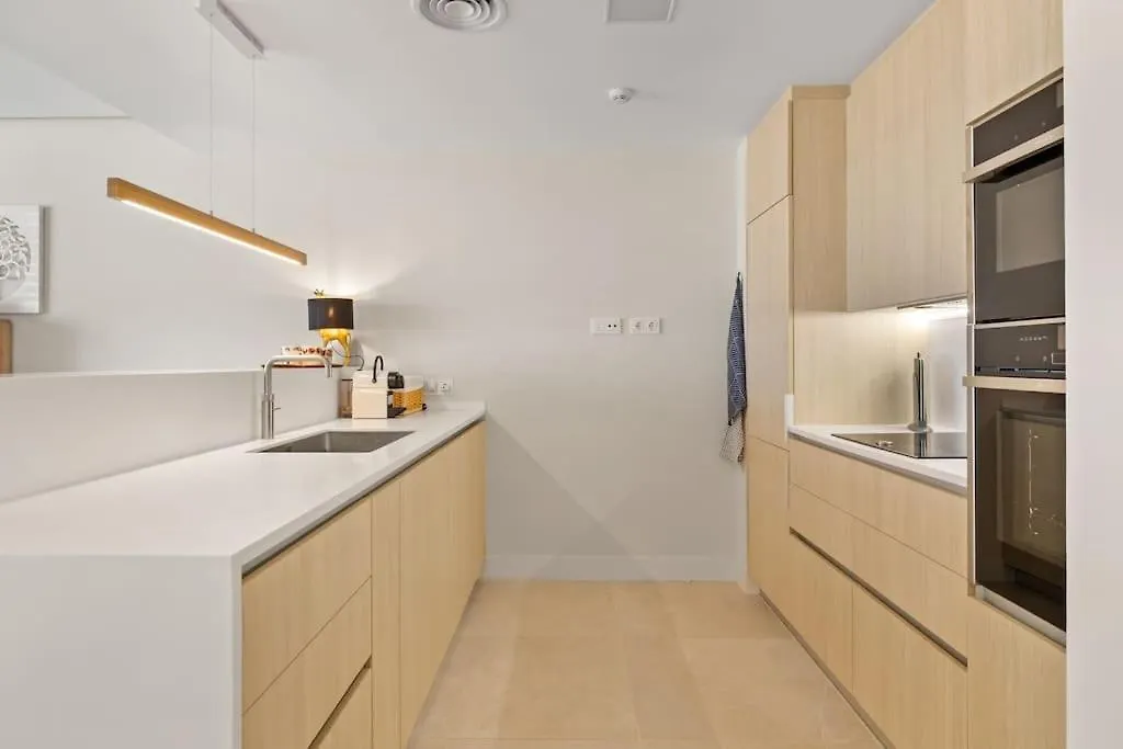 Luxury Apartment Next To Golf Course In 마르베야