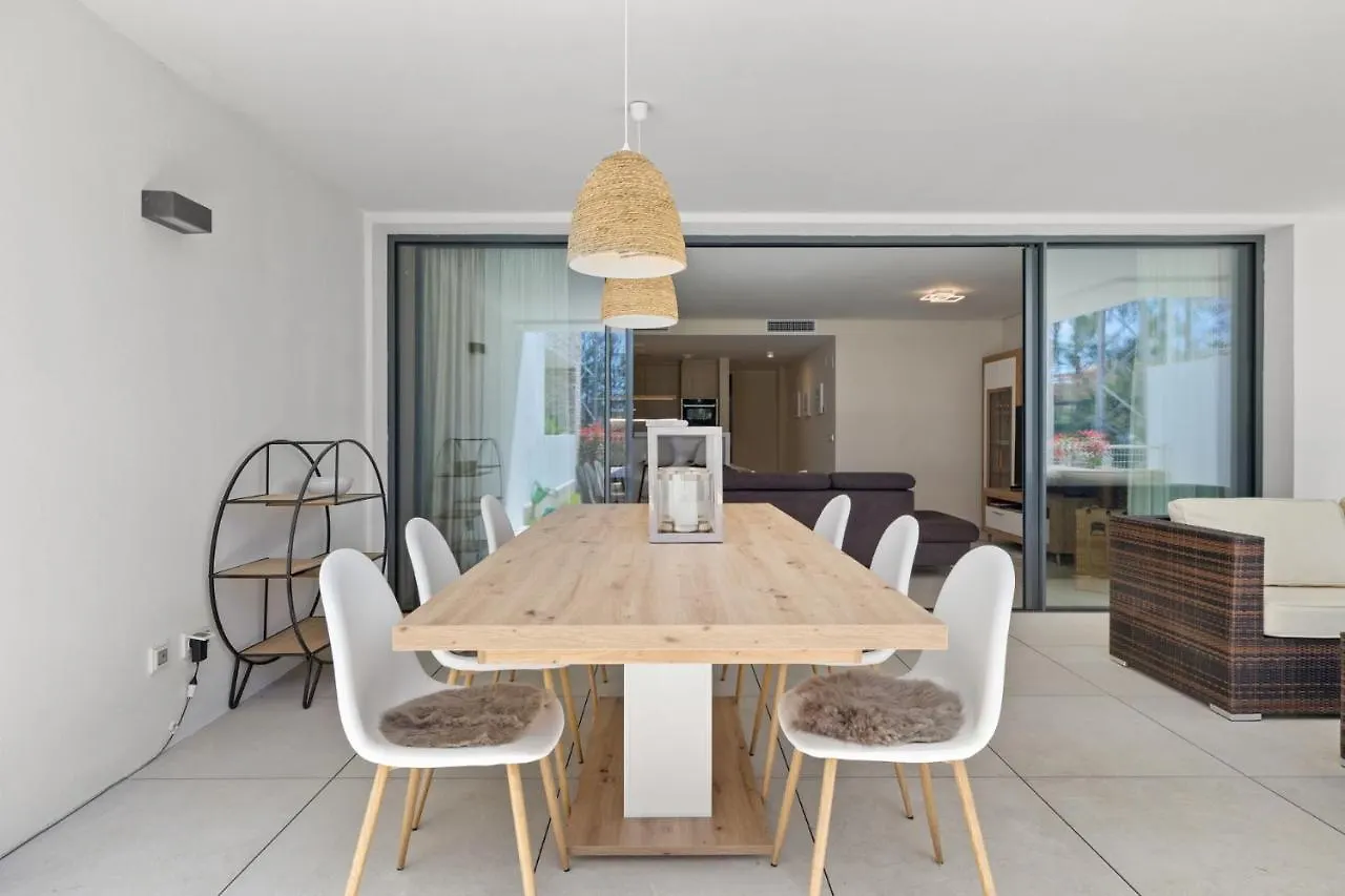 Luxury Apartment Next To Golf Course In Marbella